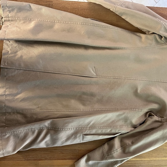 Authentic Burberry trench coat - Picture 9 of 13